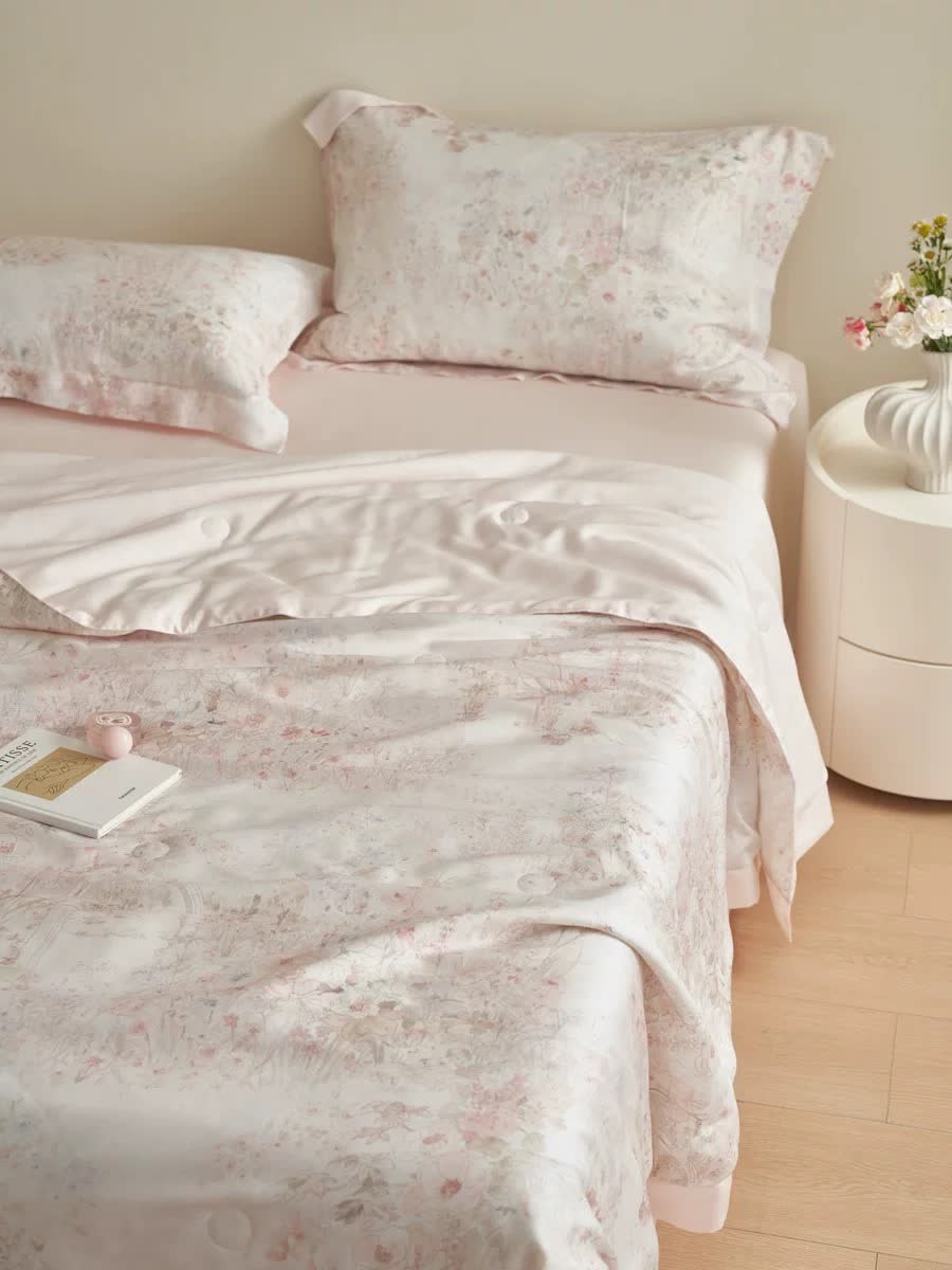 Set di biancheria da letto estiva floreale rosa pastorale (4 pezzi)