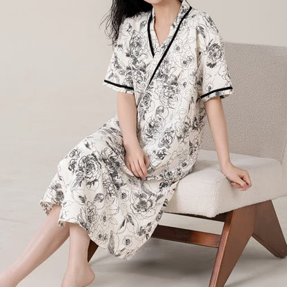 Camicia da notte imbottita a maniche corte con tasca e motivo floreale retrò