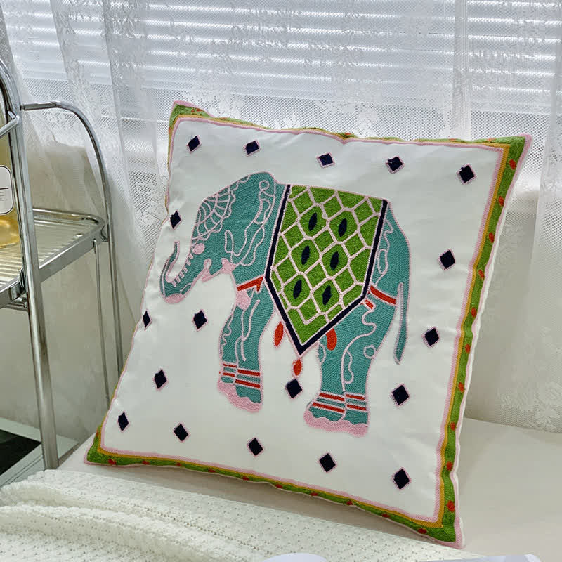 Federa con ricamo elefante in stile etnico
