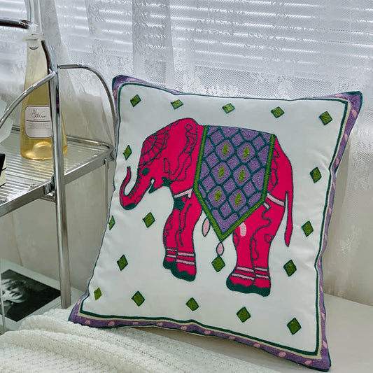 Federa con ricamo elefante in stile etnico