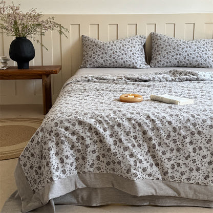 Trapunta estiva in jacquard tinto in filo di cotone floreale rustico