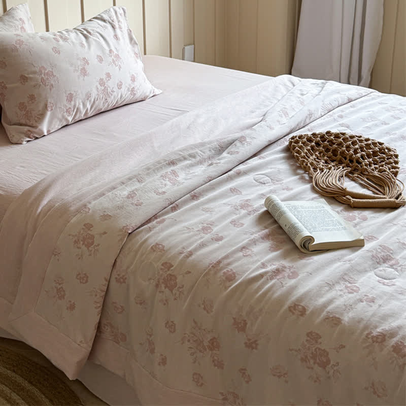 Elegante trapunta estiva in jacquard tinto in filo di cotone rosa