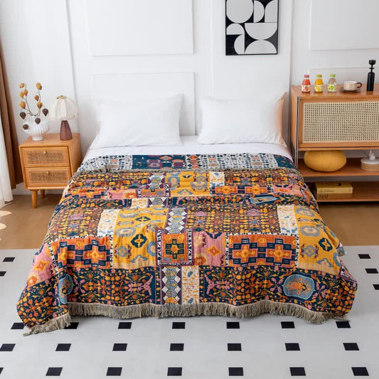 Trapunta reversibile in cotone patchwork Boho Art con nappe