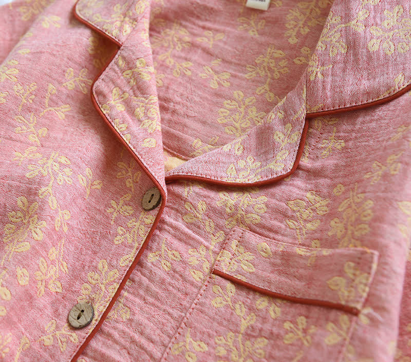 Pigiama con revers in jacquard tinto in filo di cotone floreale