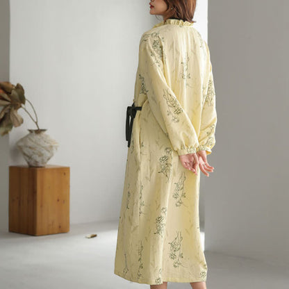 Kimono con volant e stampa a rose