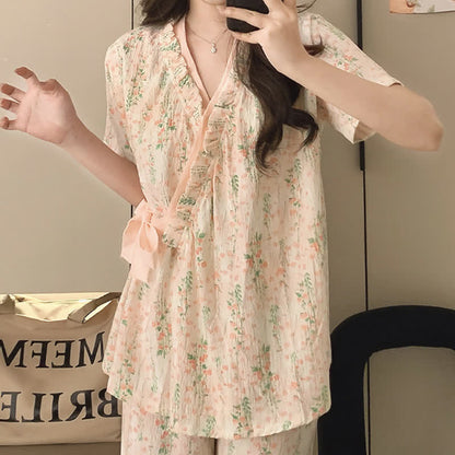 Completo da notte kimono con volant a foglie floreali