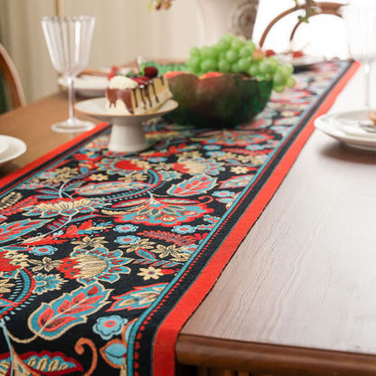 Runner da tavolo vintage con nappa jacquard floreale
