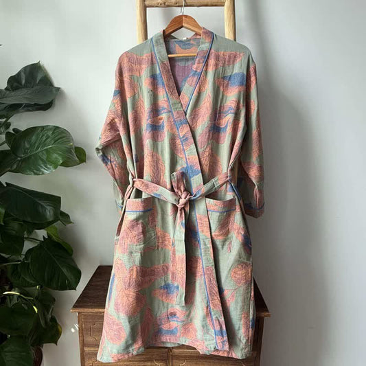 Kimono in cotone con stampa a foglie marroni