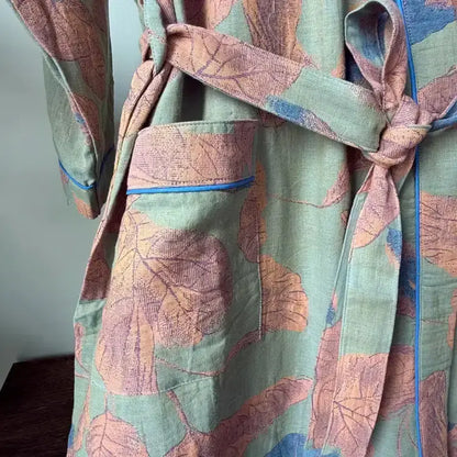 Kimono in cotone con stampa a foglie marroni