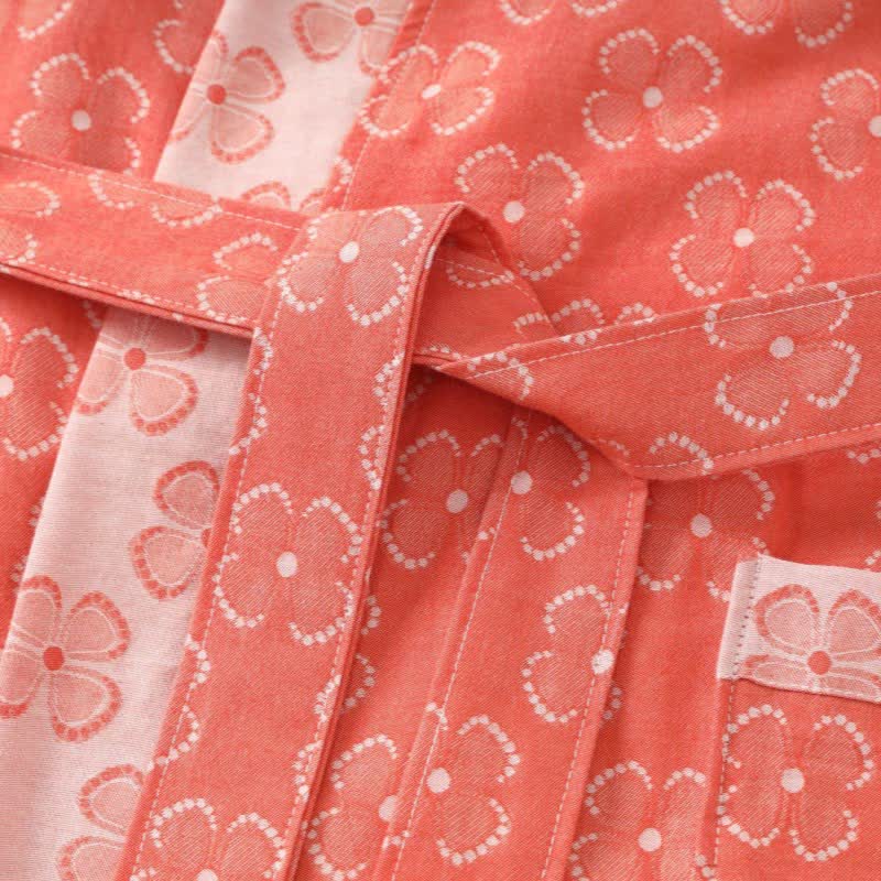 Kimono in garza di cotone con motivo a quadrifoglio