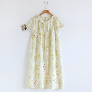 Camicia da notte in cotone con stampa floreale verde con scollo a balza