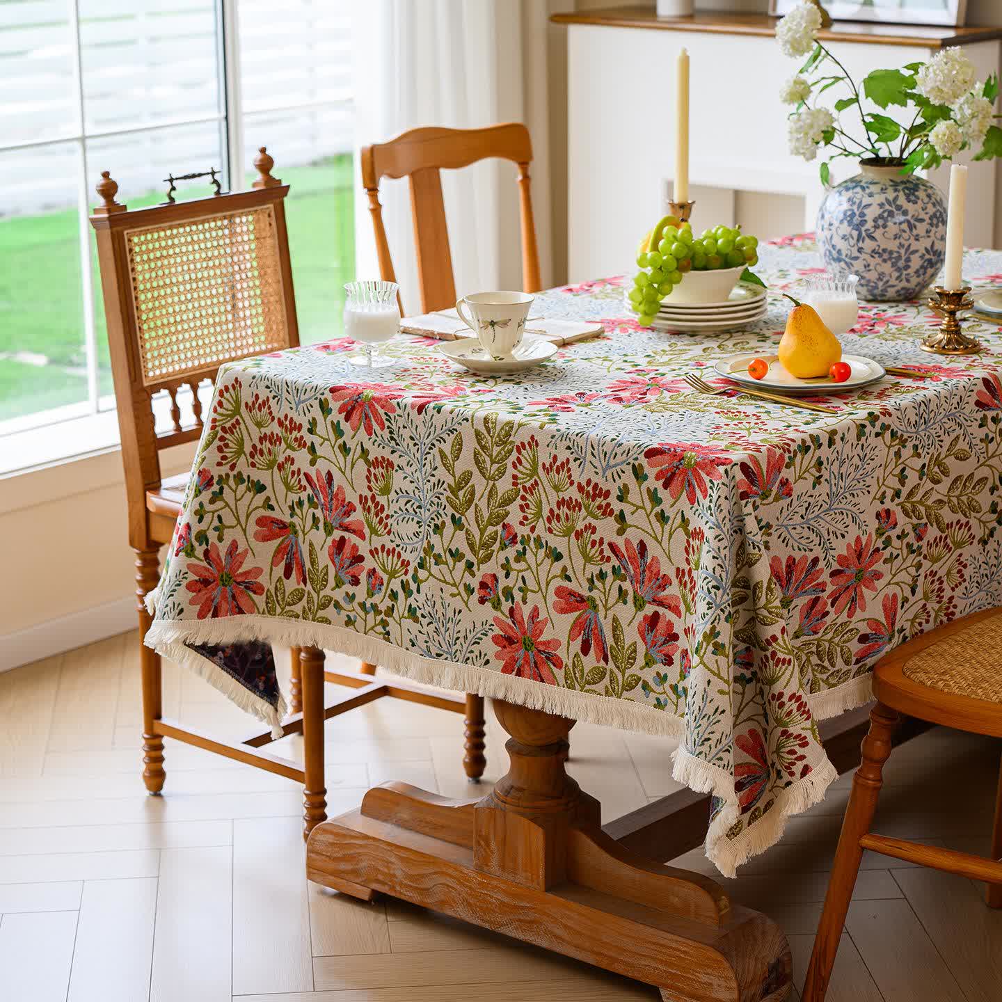 Tovaglia rustica con nappe in jacquard floreale - image 3