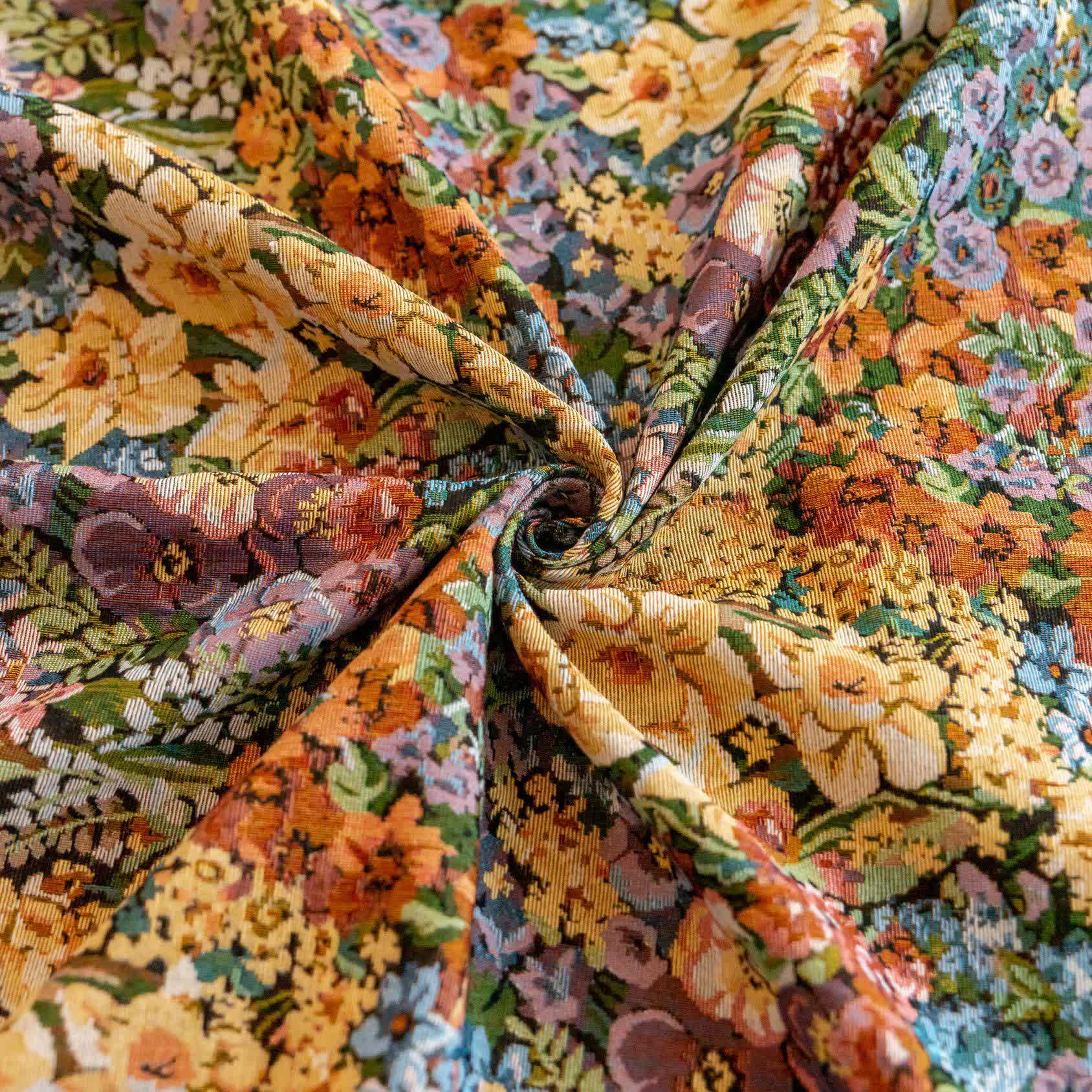 Tenda con nappe di fiori in fiore di lusso - image 10