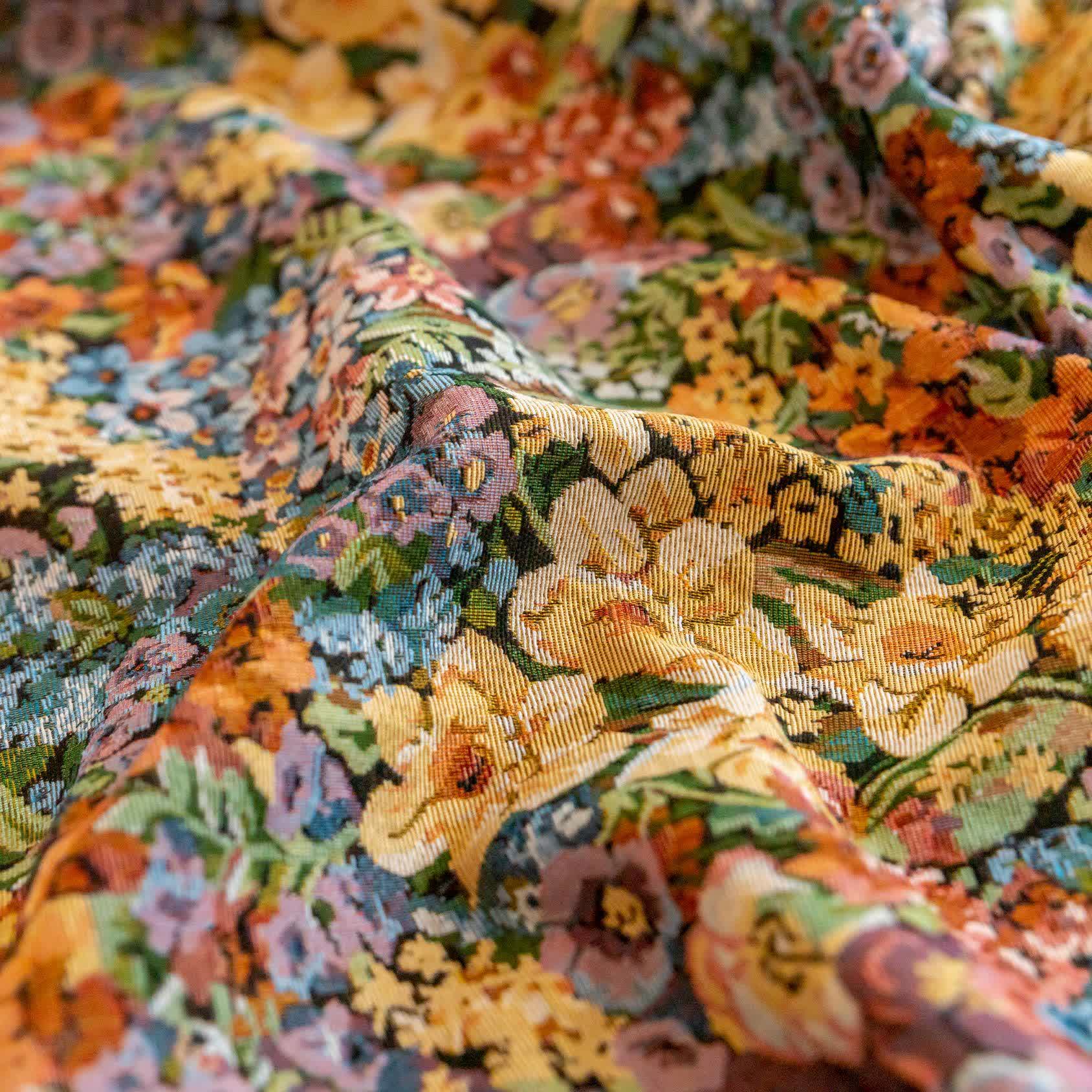 Tenda con nappe di fiori in fiore di lusso - image 9