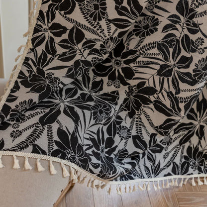 Tenda vintage con nappe floreali nere - image 9