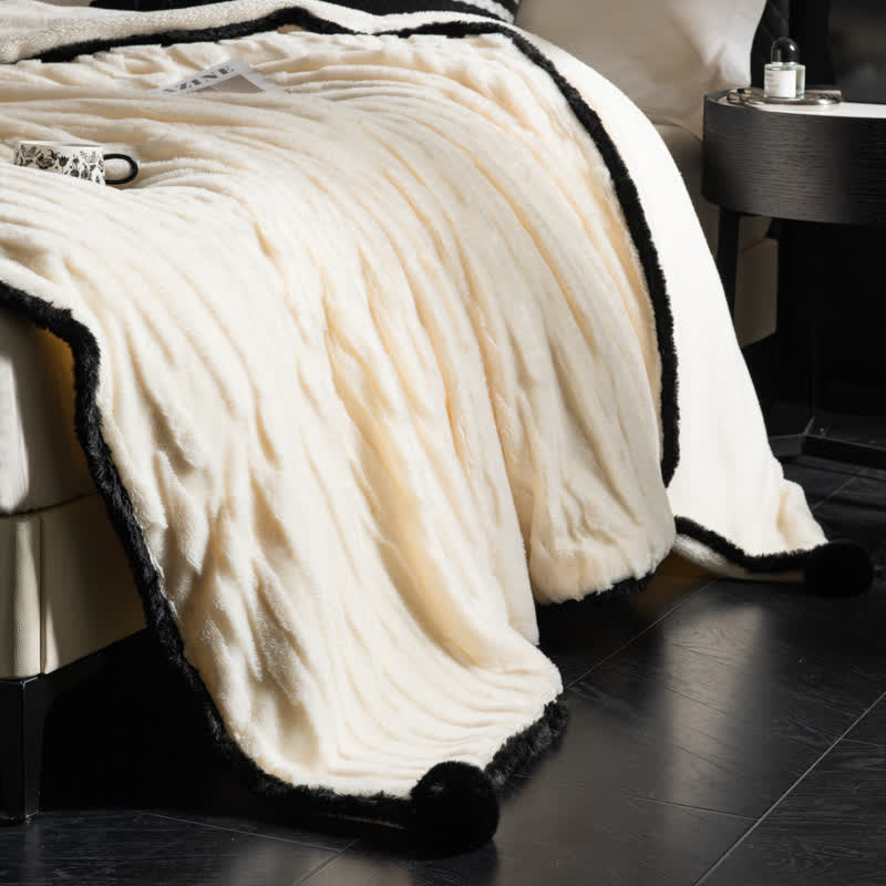 Coperta jacquard a righe testurizzate - image 10