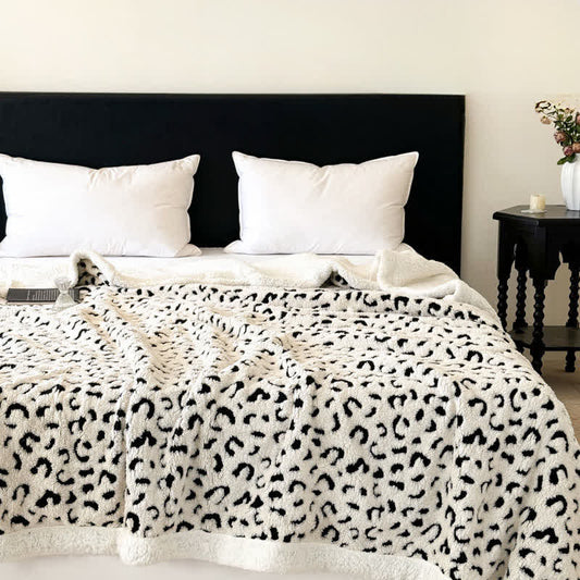 Coperta in sherpa jacquard leopardata - Bianco - Matrimoniale Grande - image 1