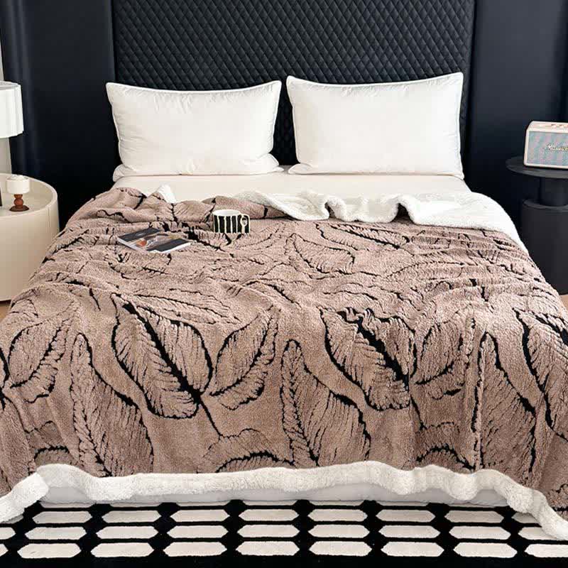 Coperta in peluche jacquard a foglia grande - Cammello - 230cm x 250cm - image 18