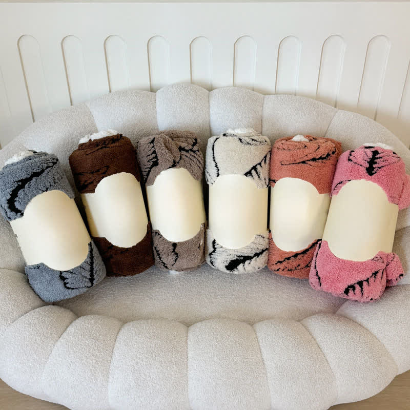 Coperta in peluche jacquard a foglia grande - image 2