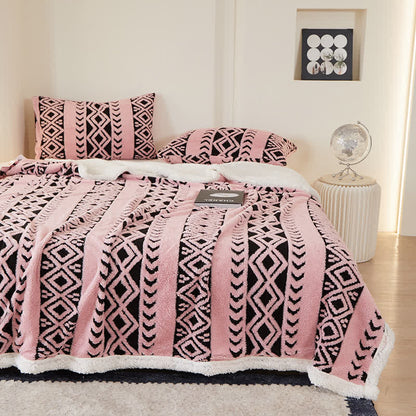 Coperta calda in jacquard a righe e diamanti - image 3