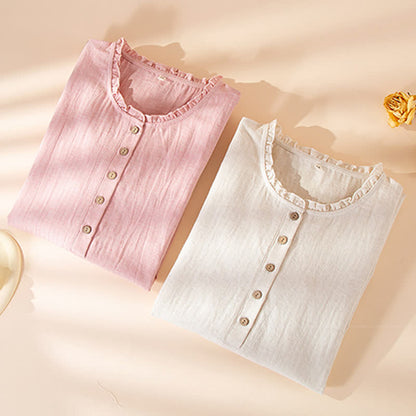 Semplice camicia da notte in cotone e lino con bottoni e volant - image 1