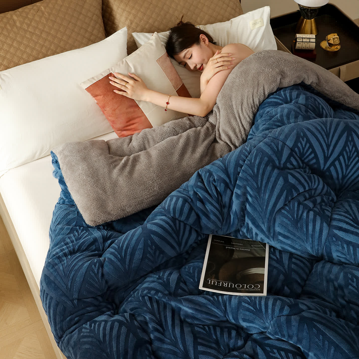 Coperta in pile goffrato di lusso - image 6