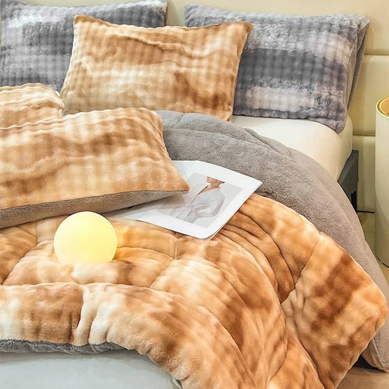 Coperte calde in sherpa con colori sfumati e soffici - image 11