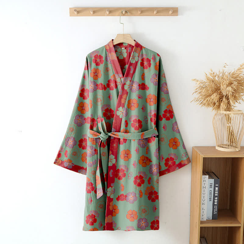 Kimono in garza di cotone con fiori di prugna - image 9