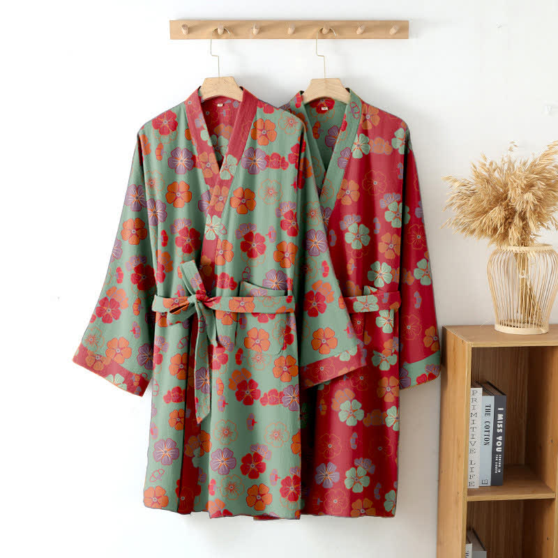 Kimono in garza di cotone con fiori di prugna - image 2