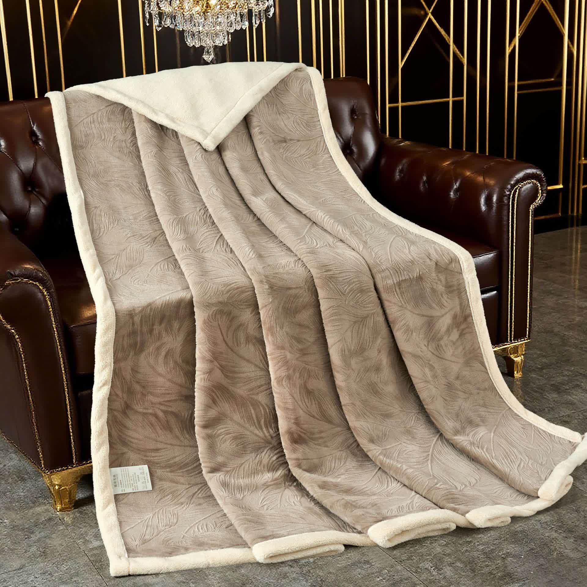Coperta calda con trama a foglia - image 5