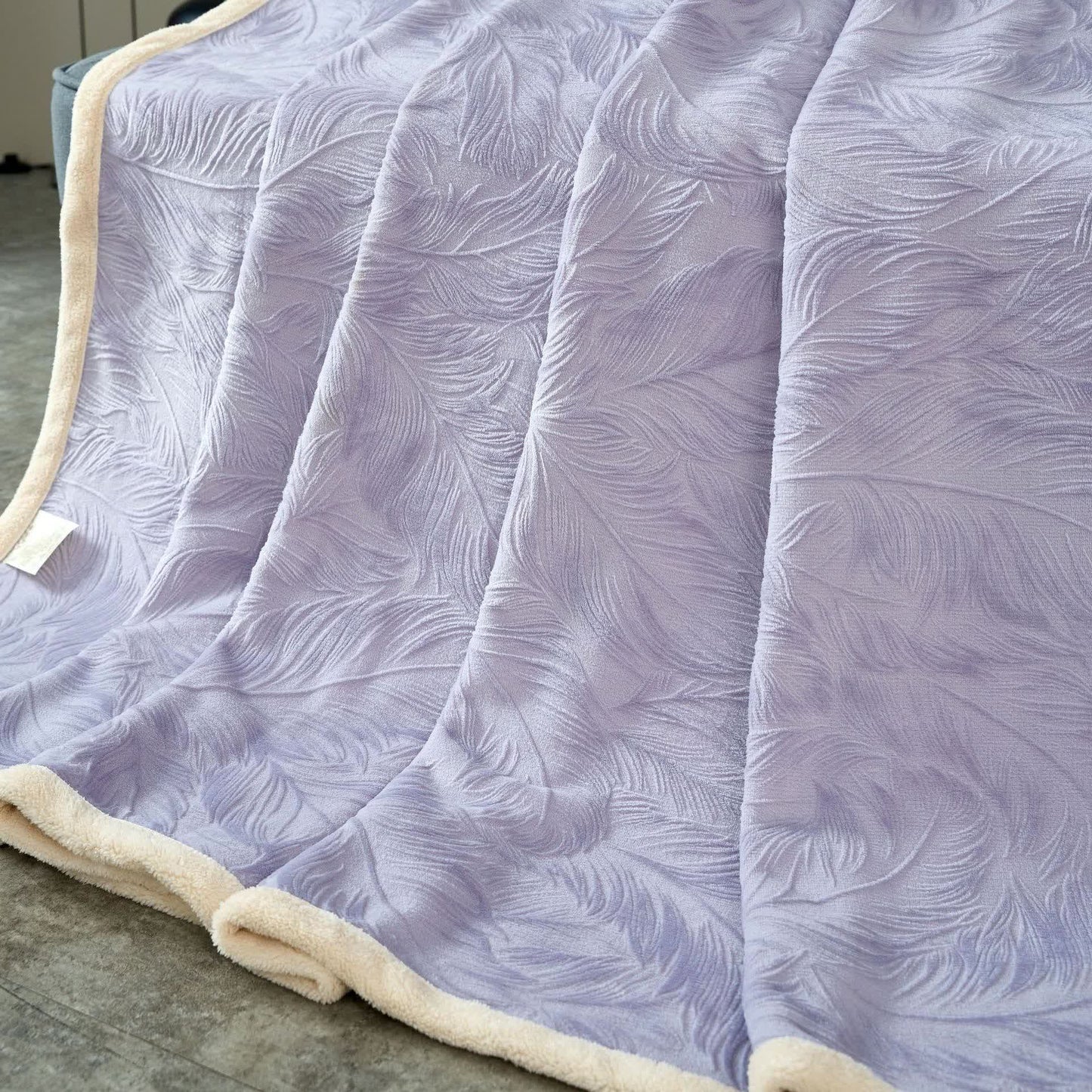 Coperta calda con trama a foglia - image 11
