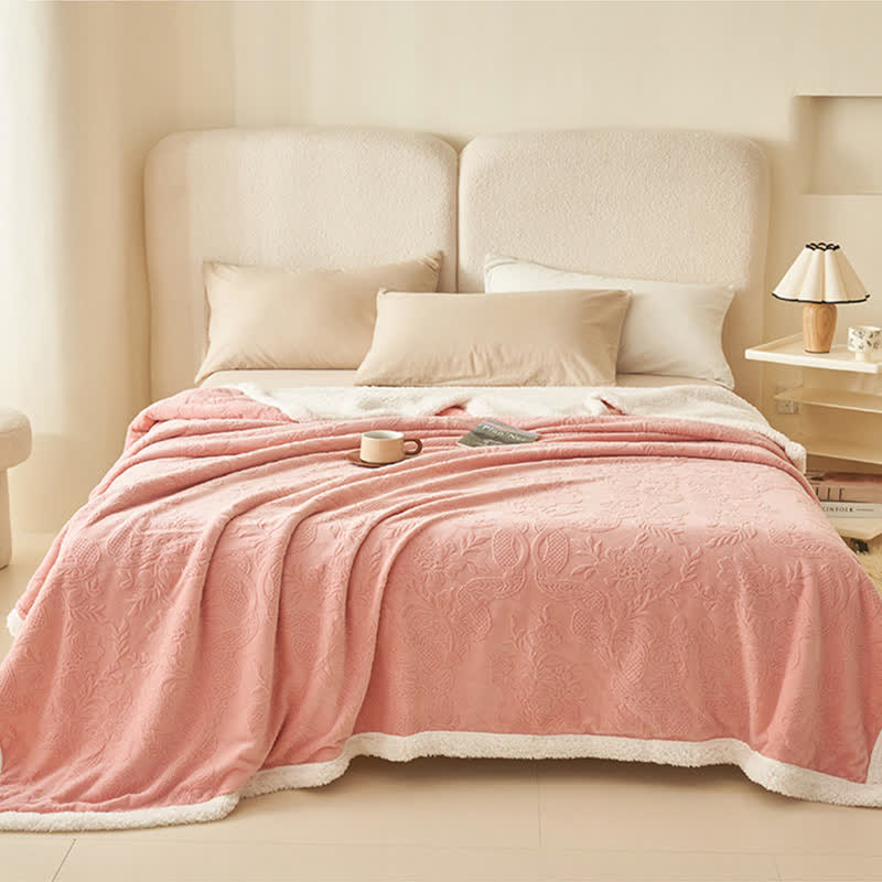 Coperta calda in jacquard con trama floreale - image 9