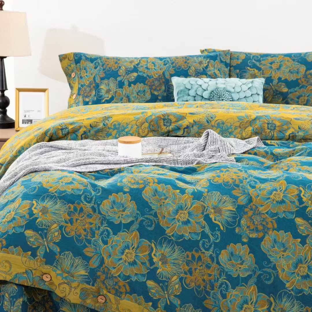Set di biancheria da letto in garza di cotone con farfalle floreali (4 pezzi) - image 1