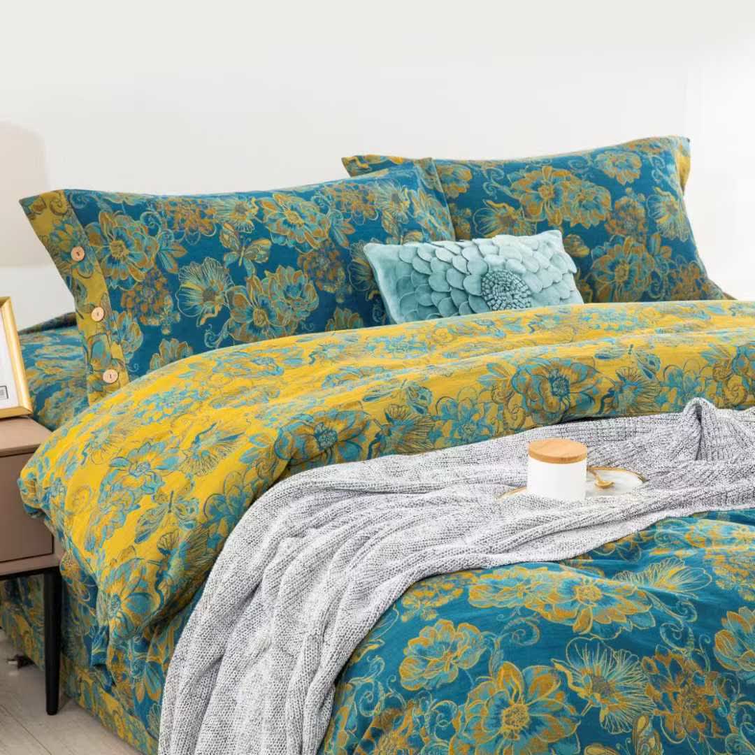 Set di biancheria da letto in garza di cotone con farfalle floreali (4 pezzi) - image 2