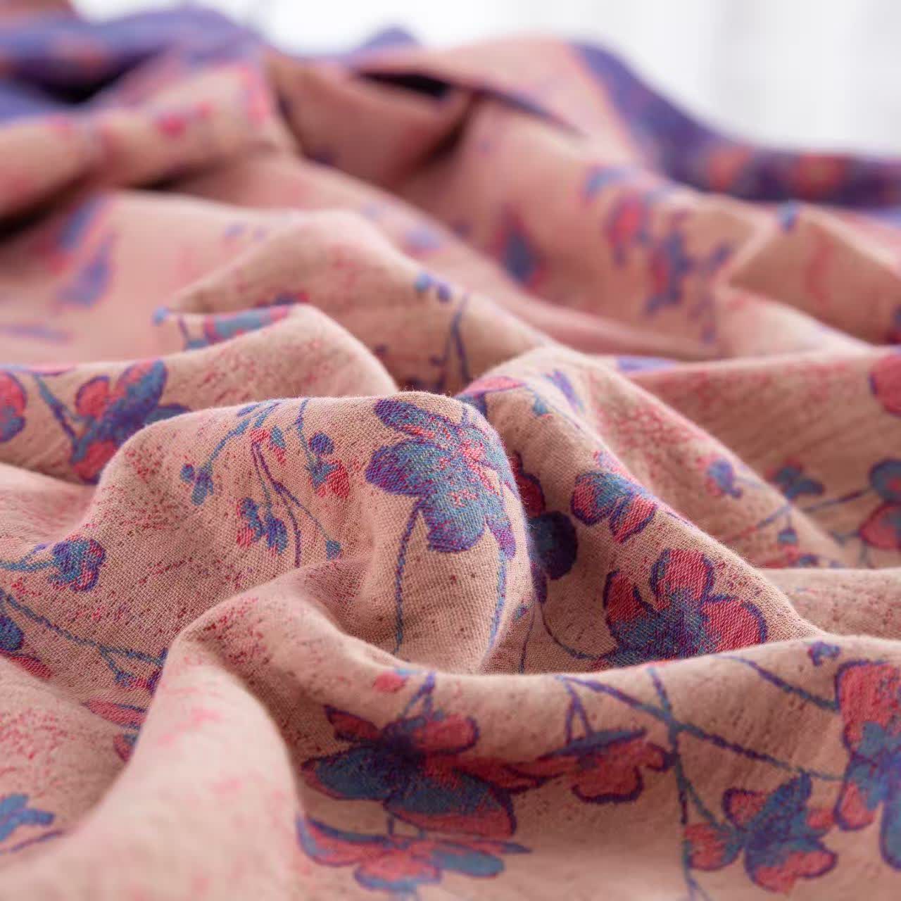 Set di biancheria da letto reversibile in garza di cotone floreale (4 pezzi) - image 8