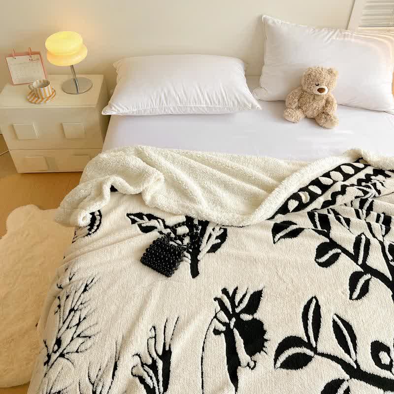 Coperta jacquard con motivo a farfalla e albero - image 4