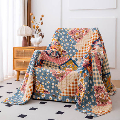 Trapunta in garza di cotone naturale con motivo floreale patchwork - image 1