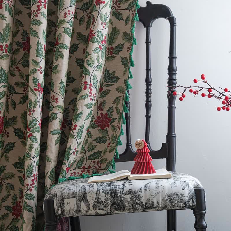 Tenda con nappe a forma di foglia di agrifoglio ispirata al Natale - image 3