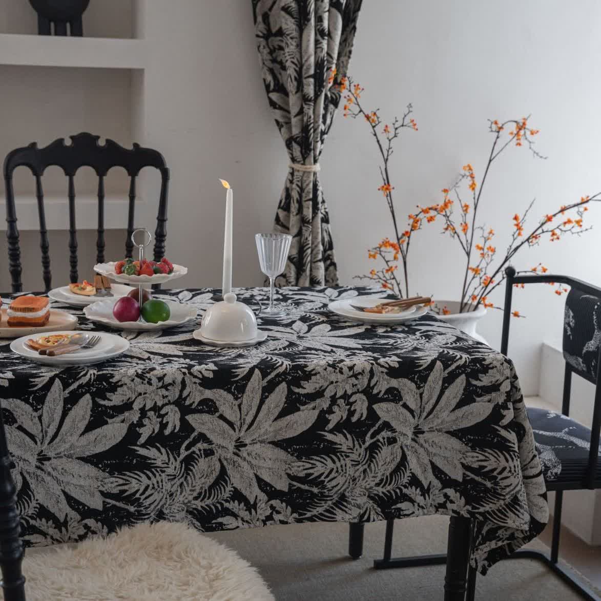 Tovaglia jacquard con foglie di isole tropicali - Nero - 140cm x 260cm - image 0