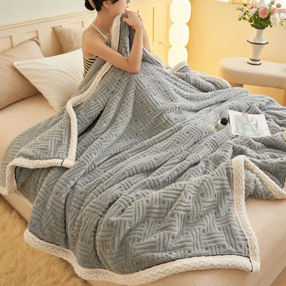 Coperta in peluche jacquard a quadri - image 3