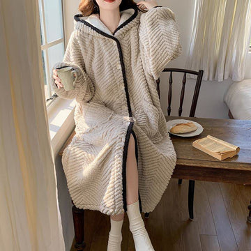 Accappatoio con cappuccio e bottoni in peluche - 2XL - image 0