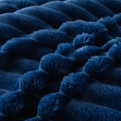 Coperta in peluche a coste tinta unita - image 9