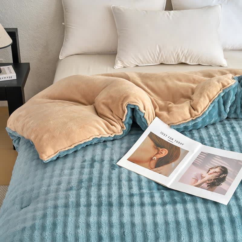Coperta calda e soffice in tinta unita - image 12