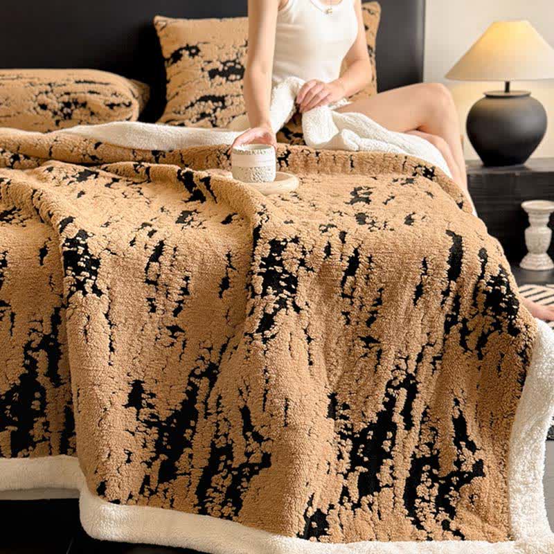 Coperta artistica in sherpa sfumato - image 3