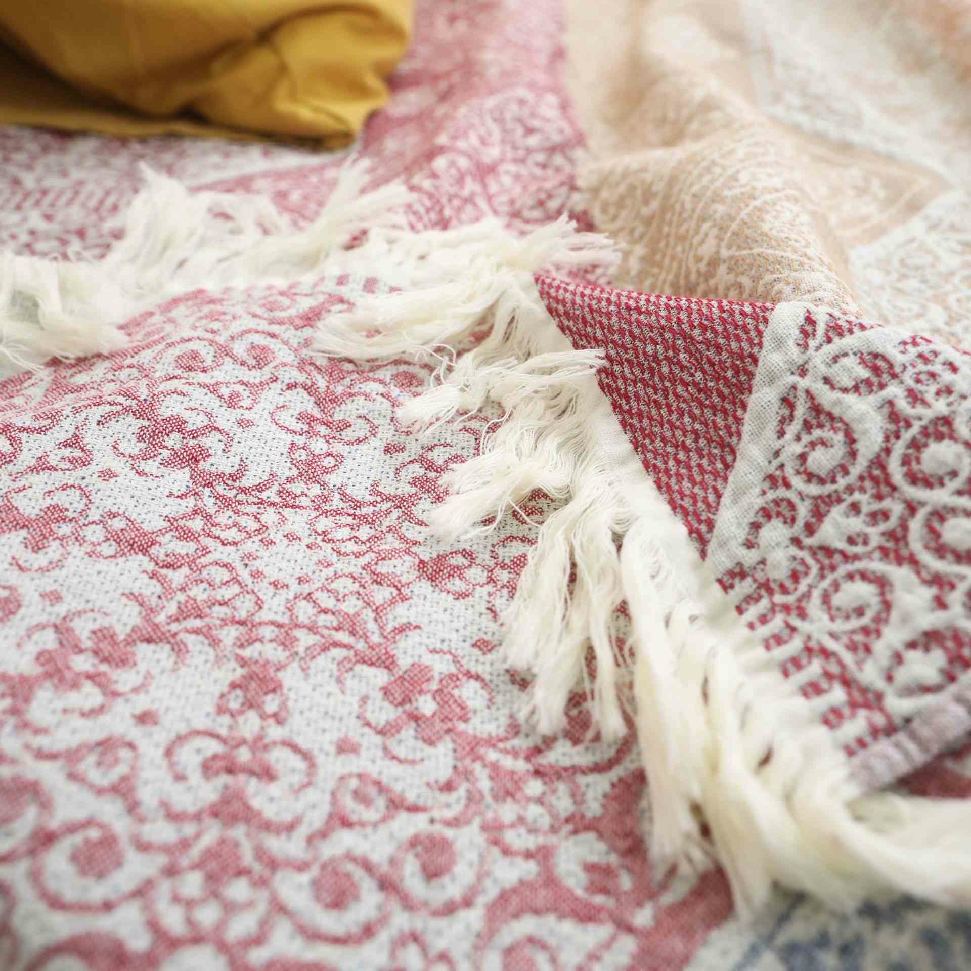 Trapunta in garza di cotone naturale con motivo etnico - image 3