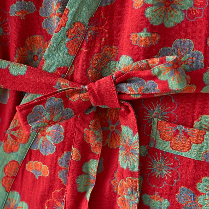 Kimono in garza di cotone con fiori di prugna - image 5