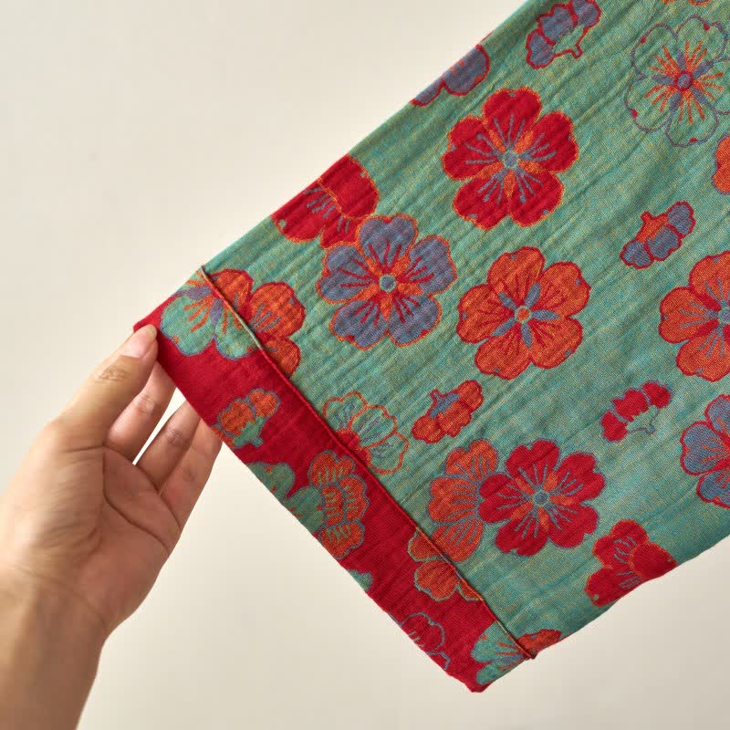 Kimono in garza di cotone con fiori di prugna - image 15