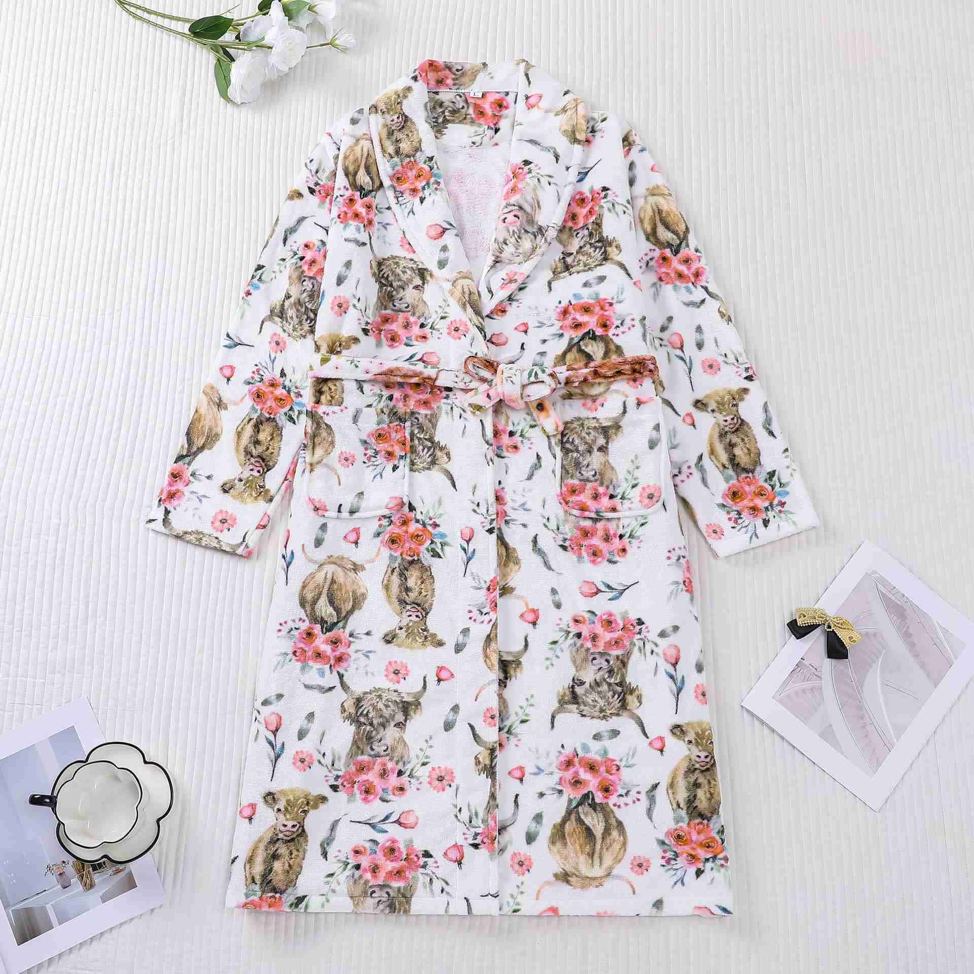 Accappatoio in peluche con stampa floreale animalier - 2XL - image 0