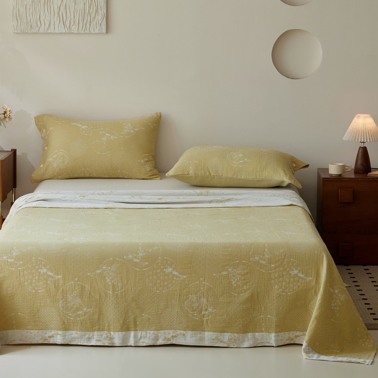 Copriletto vintage in garza di cotone jacquard - image 1