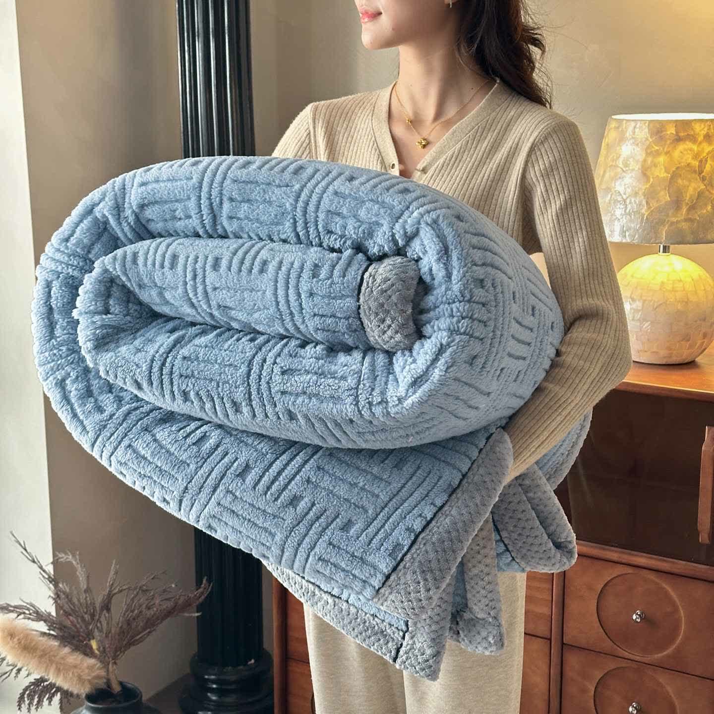 Coperta in peluche con bordi a contrasto in rilievo geometrico - Blu - Matrimoniale - image 6